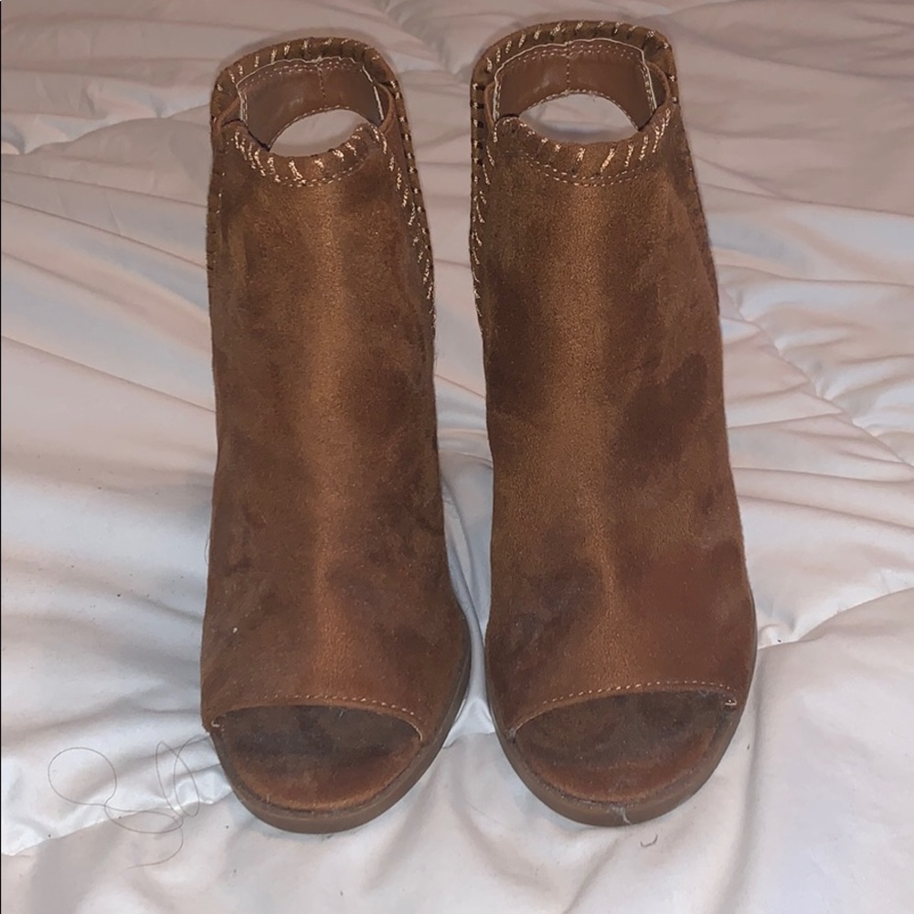 Brown suede ankle bootie